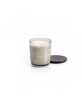 White Pomegranate Luxury Natural Candle Max Benjamin