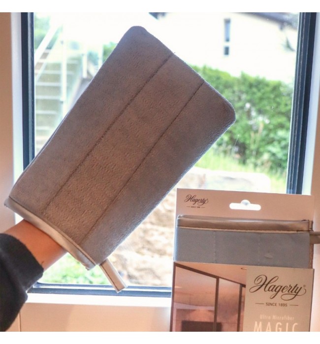 Hagerty Magic Microfibre Glove to Clean Glass Surfaces and Mirrors