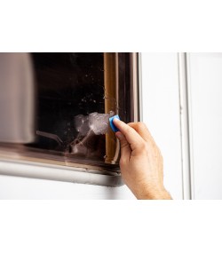 QUIXX Acrylic Scratch Remover, Scratch & Scuff Remover for Acrylic & Plexiglass Surfaces on Cars, Motorcycles, Boats, Caravans & Household Items, ref. 10003, Made in Germany,