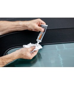 QUIXX Acrylic Scratch Remover, Scratch & Scuff Remover for Acrylic & Plexiglass Surfaces on Cars, Motorcycles, Boats, Caravans & Household Items, ref. 10003, Made in Germany,