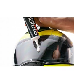 QUIXX Acrylic Scratch Remover, Scratch & Scuff Remover for Acrylic & Plexiglass Surfaces on Cars, Motorcycles, Boats, Caravans & Household Items, ref. 10003, Made in Germany,