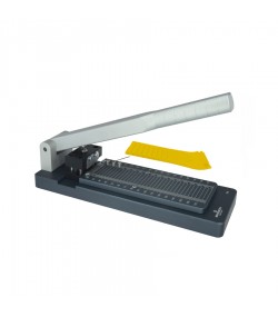 Bergeon 7956 tool for cutting watch straps