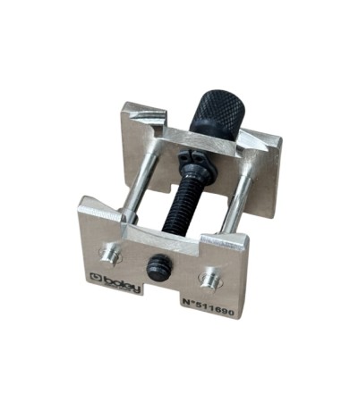 Boley small movement holder is reversible and adjustable, 3/4