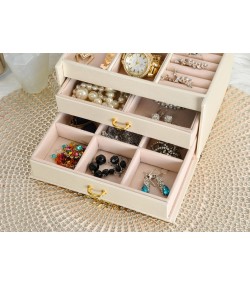 Beautylushh Beige Jewelry Box