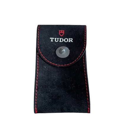 New Tudor velvet travel pouch