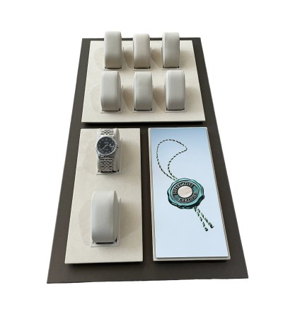 Presentation tray on Rolex for 8 watches for store display