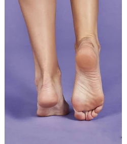 IROHA Cannabis Seed Oil Repairing Socks